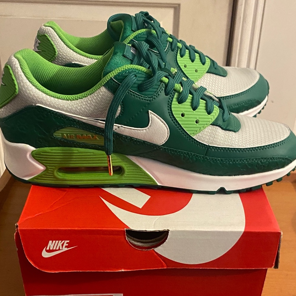 Men’s Size 12 Nike Air Max 90 Pine Green - Picture 8 of 10